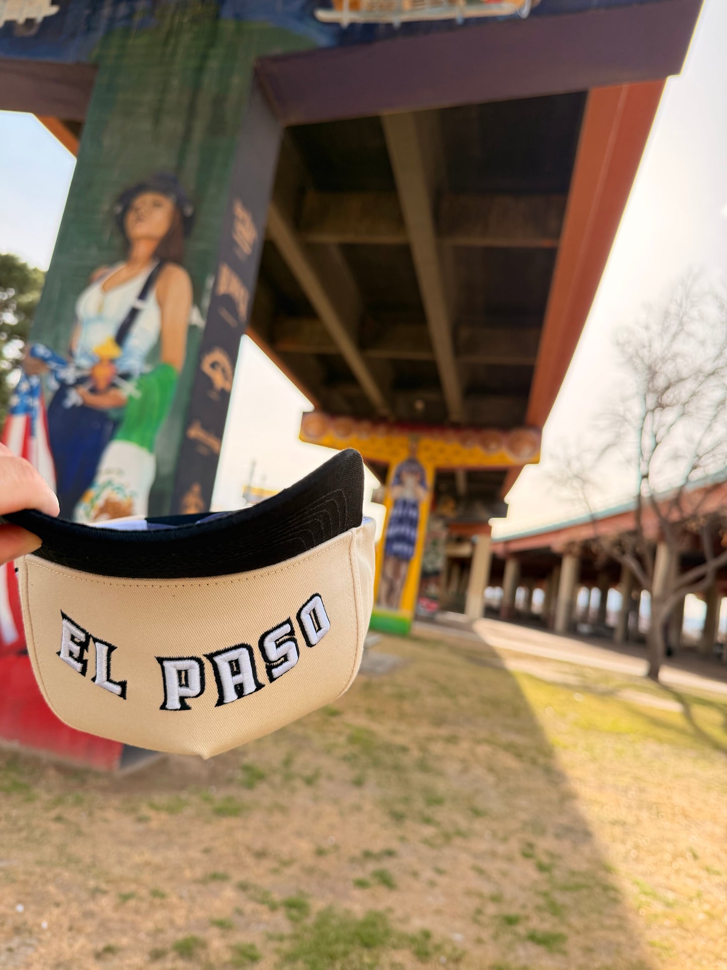 El Paso off white